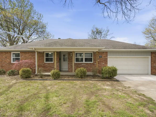 2535 S Prospect Avenue, Springfield, MO 65804