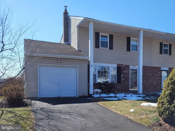 2810 Truman Dr, Hatfield, PA 19440