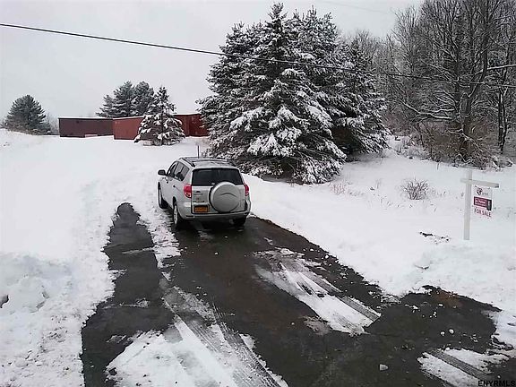 3rd image of 2906 County Highway 107