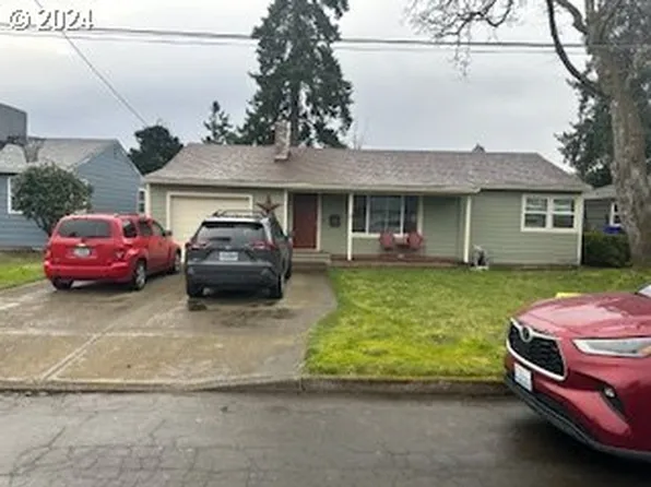 615 E Clarendon St, Gladstone, OR 97027