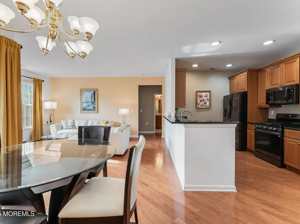 632 Sophee Lane, Lakewood, NJ 08701