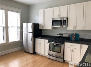 739 E 27th St #735, Minneapolis, MN 55407