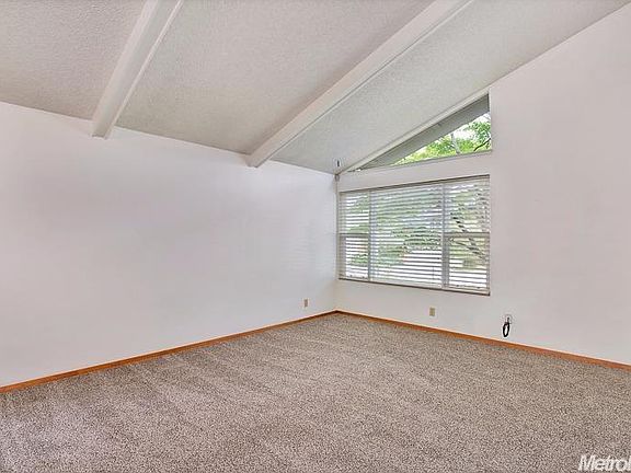 5th image of 9356 Honeywood Ct