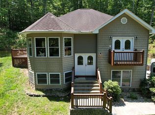 986 Grace Dr, Blue Ridge, GA 30513