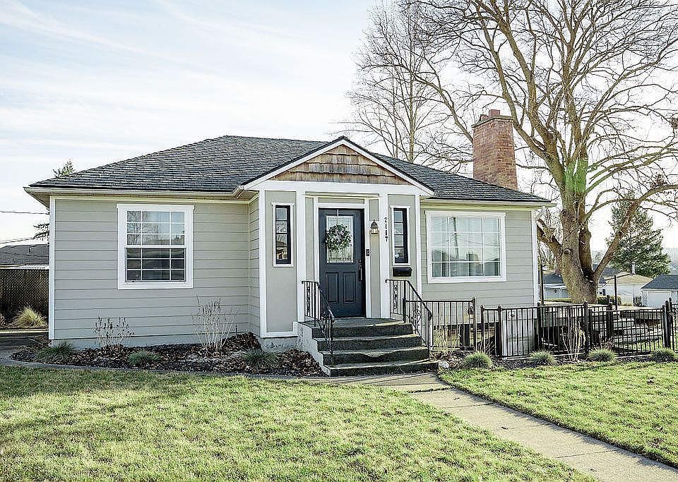 1st image of 2117 W Knox Ct