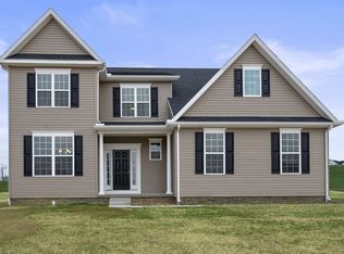 925 Ripple Dr, Hanover, PA 17331