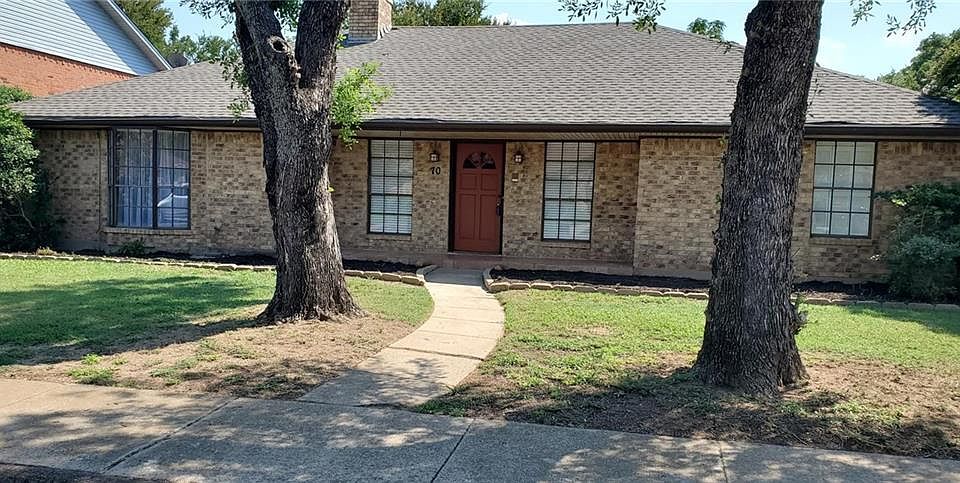 1st image of 70 Lakewood Dr