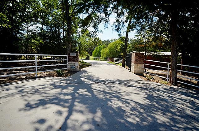 1st image of 9738 County Road 2432
