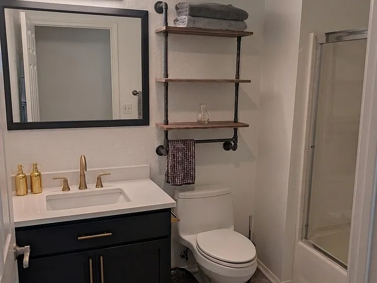 1970 Columbia St #216 — Photo 5