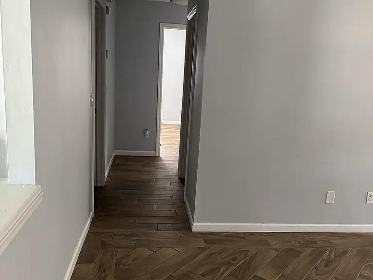 3219 Doctors Lake Dr — Photo 17