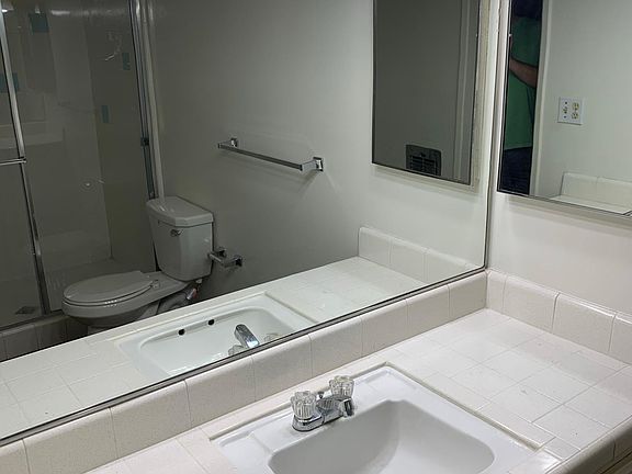 5th image of 8740 Owensmouth Ave APT 17