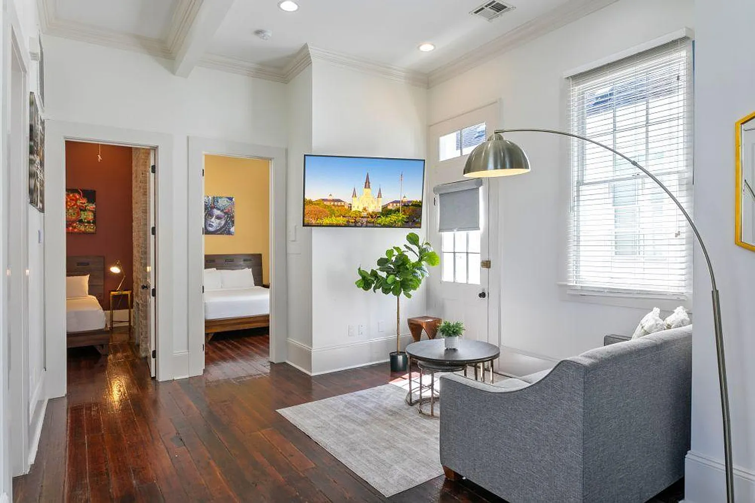 2 bed, 1.0 bath, 699 sqft, $4,399 — Photo 4