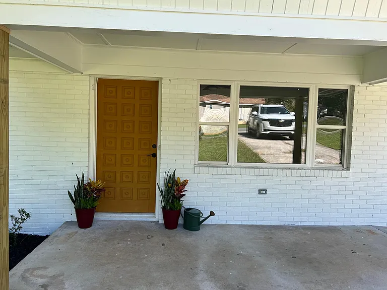 4454 Roberta Cir — Photo 4