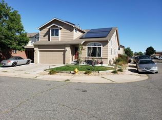 4302 Deephaven Ct, Denver, CO 80239