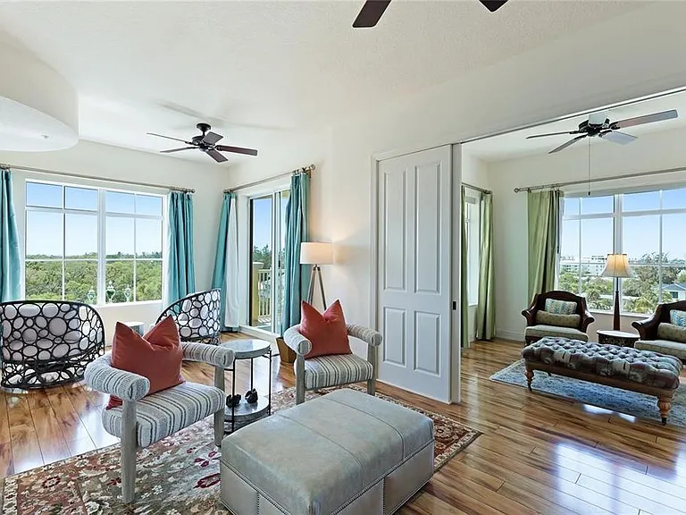 1308 Old Stickney Point Rd #WP3 — Photo 17