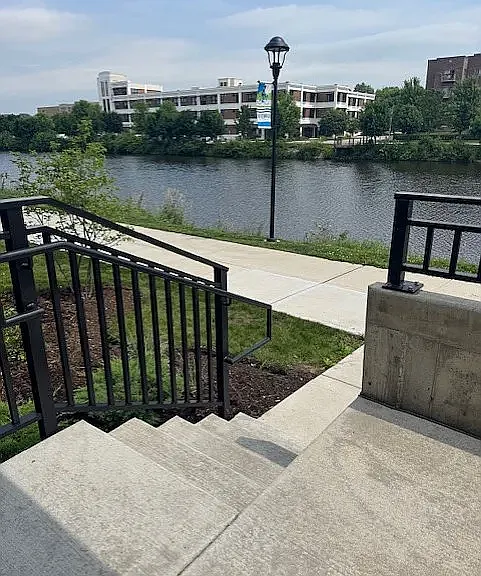 The District — Photo 14