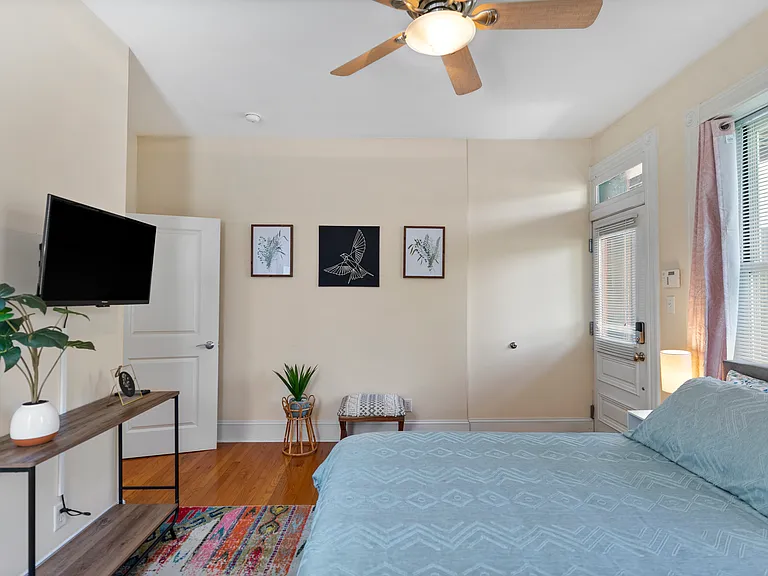 4421 Gibson Ave #1F — Photo 10