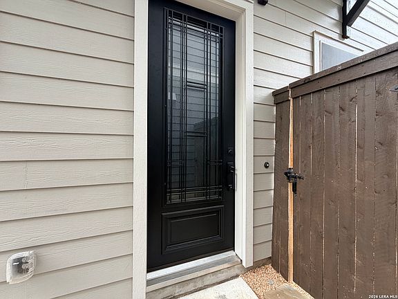 3rd image of 5843 Whitby Rd Unit 30