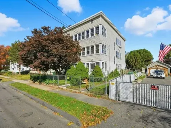 42 Ferry St #3, Chicopee, MA 01013