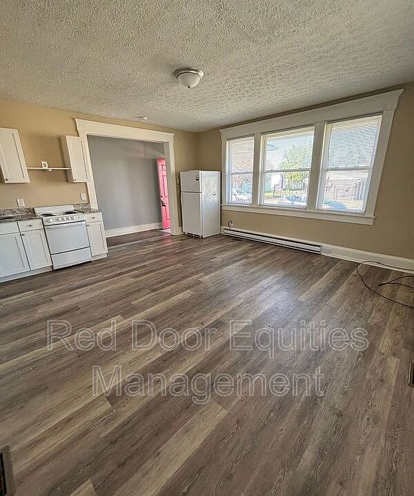 1st image of 508 N Columbus St APT 4