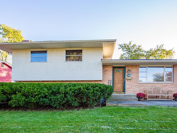2nd image of 4555 Ellery Dr