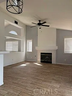 4 bed, 1576 sqft, $2,600 — Photo 4
