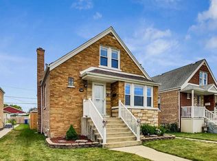 5741 S Sayre Ave, Chicago, IL 60638