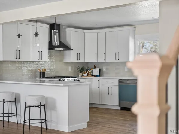 1375 W Hinsdale Drive, Littleton, CO 80120