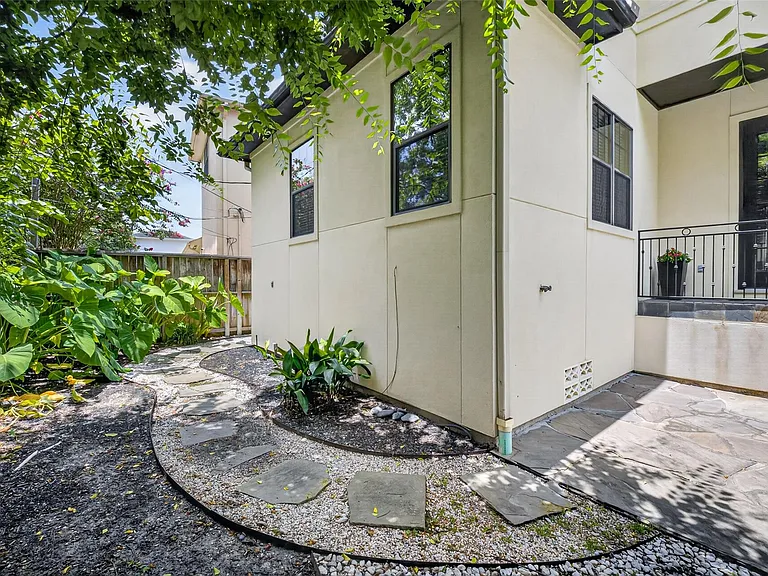 3515 Durness Way — Photo 49