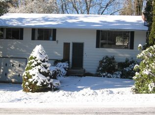 20029 25th Ave NE, Shoreline, WA 98155