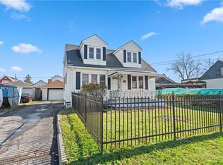 515 Deere St, Welland, ON L3B2M1