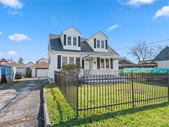 515 Deere St, Welland, ON L3B 2M1