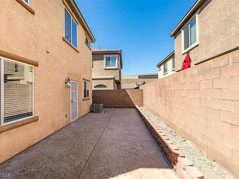685 Taliput Palm Pl — Photo 60