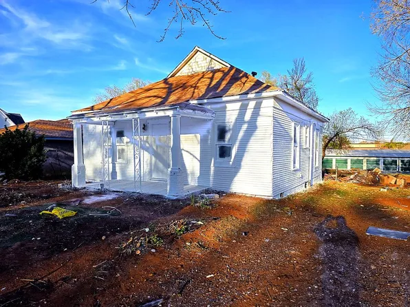 822 N Adams Ave, Elk City, OK 73644