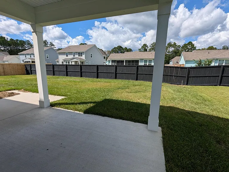 2076 Parish House Cir — Photo 21