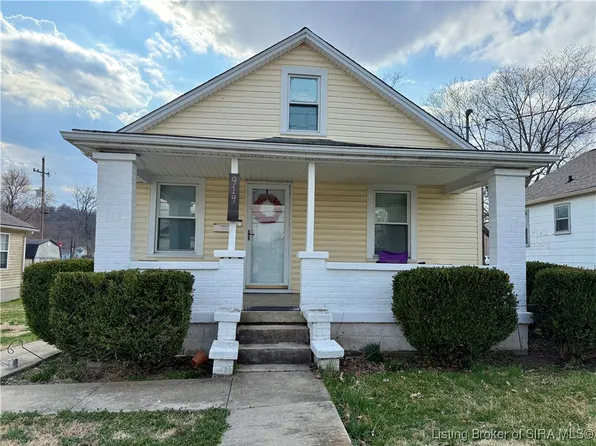 919 Valley View Road, New Albany, IN 47150