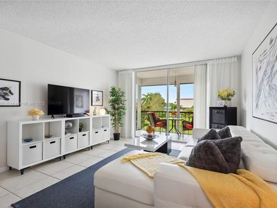 8900 Washington Blvd APT 205, Hollywood, FL, 33025