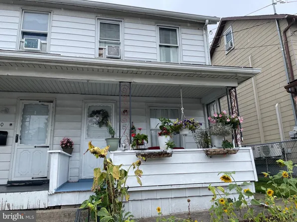 62 Berwick St, Beaver Meadows, PA 18216