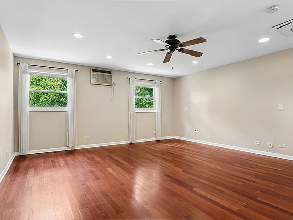 5th image of 680 Brantwood Ct