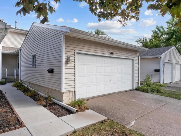 3461 Cedarview Ct, Bettendorf, IA 52722