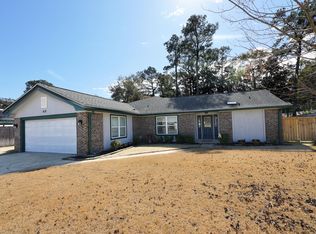 410 Green Oak Ln, Niceville, FL 32578