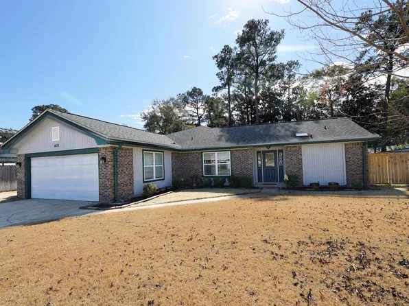 410 Green Oak Ln, Niceville, FL 32578