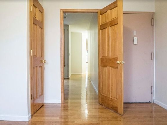 3rd image of 881 Hart St APT 3R