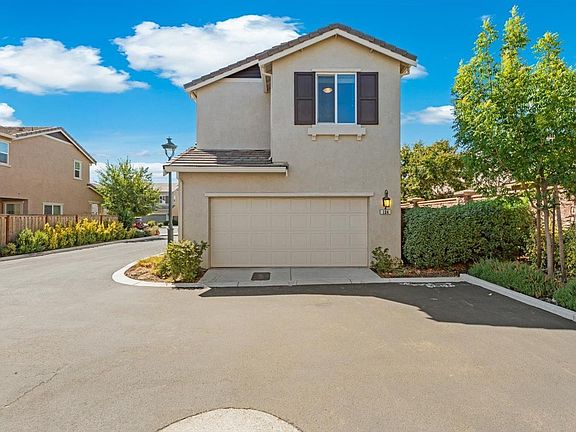 3rd image of 124 Cogburn Circle