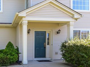 63 E Haines Dr, Hainesville, IL 60030