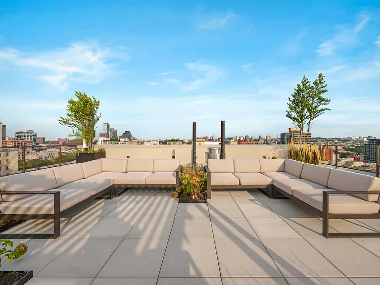 526 Baltic St #11Z — Photo 32