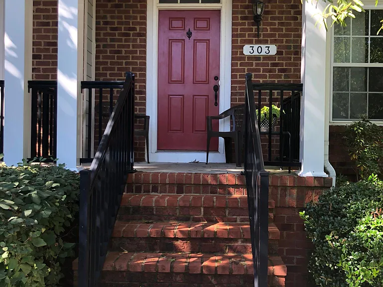 300 Dixon St #303 — Photo 8