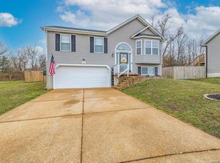 1683 Waters Edge Way, Pevely, MO 63070