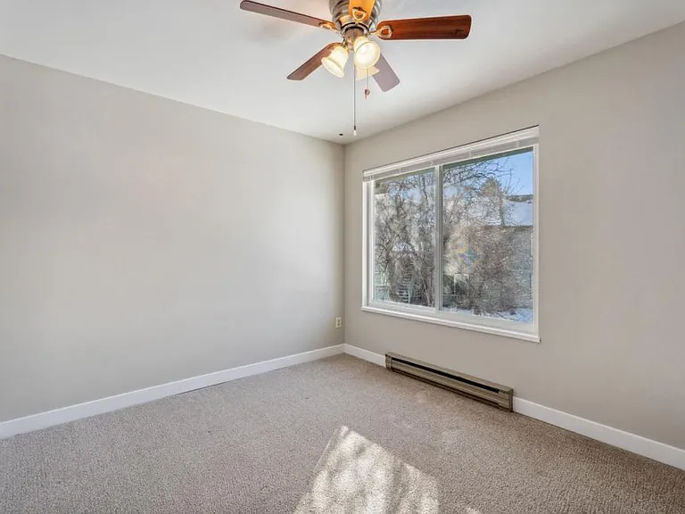 3465 Lochwood Dr #J39 — Photo 9