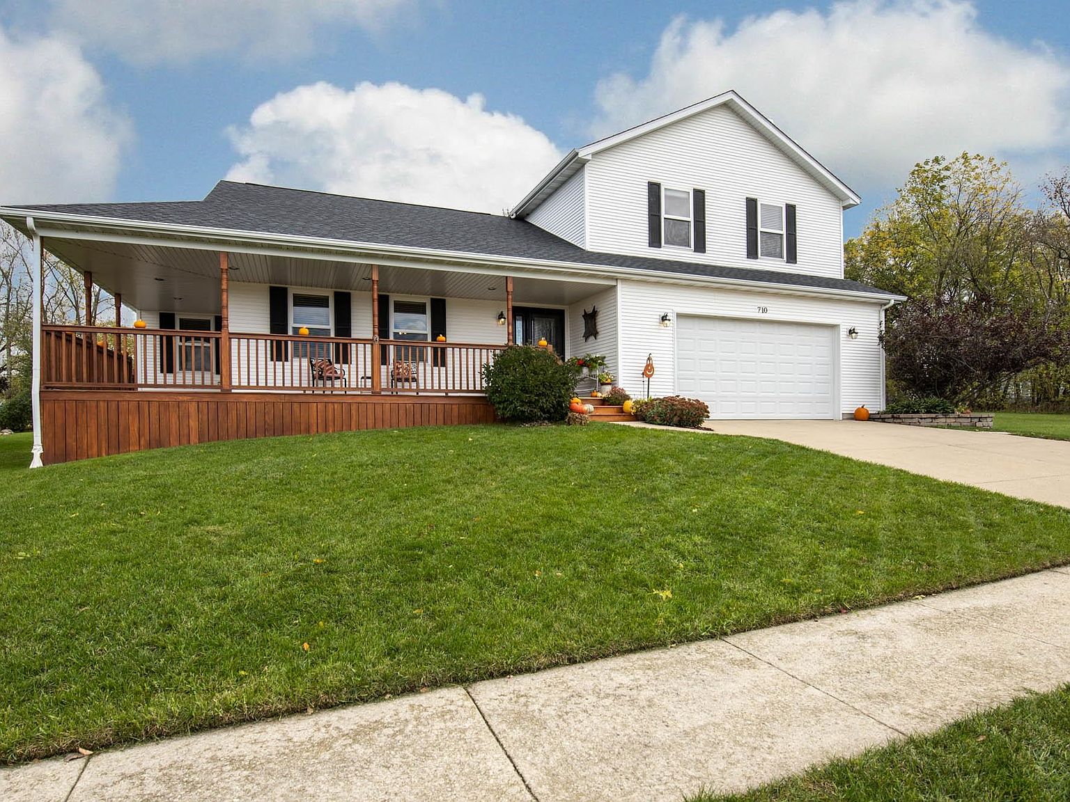 710 Grove St, Pecatonica, IL 61063 | Zillow